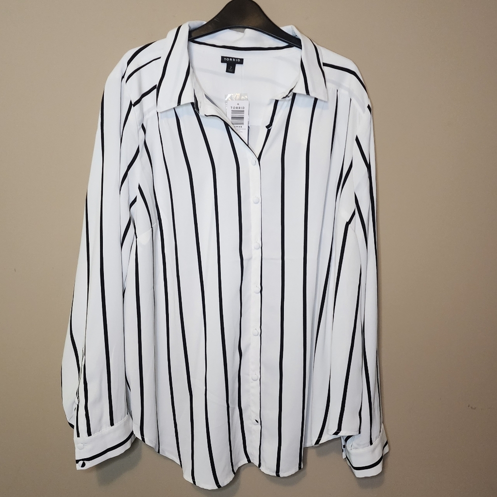 NWT - Torrid striped button-down blouse